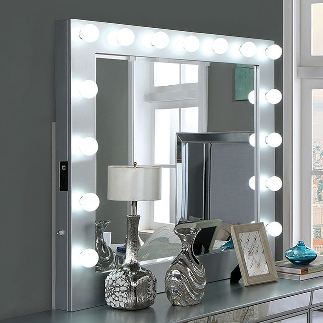 CM7417 BELLADONNA  BEDROOM SET