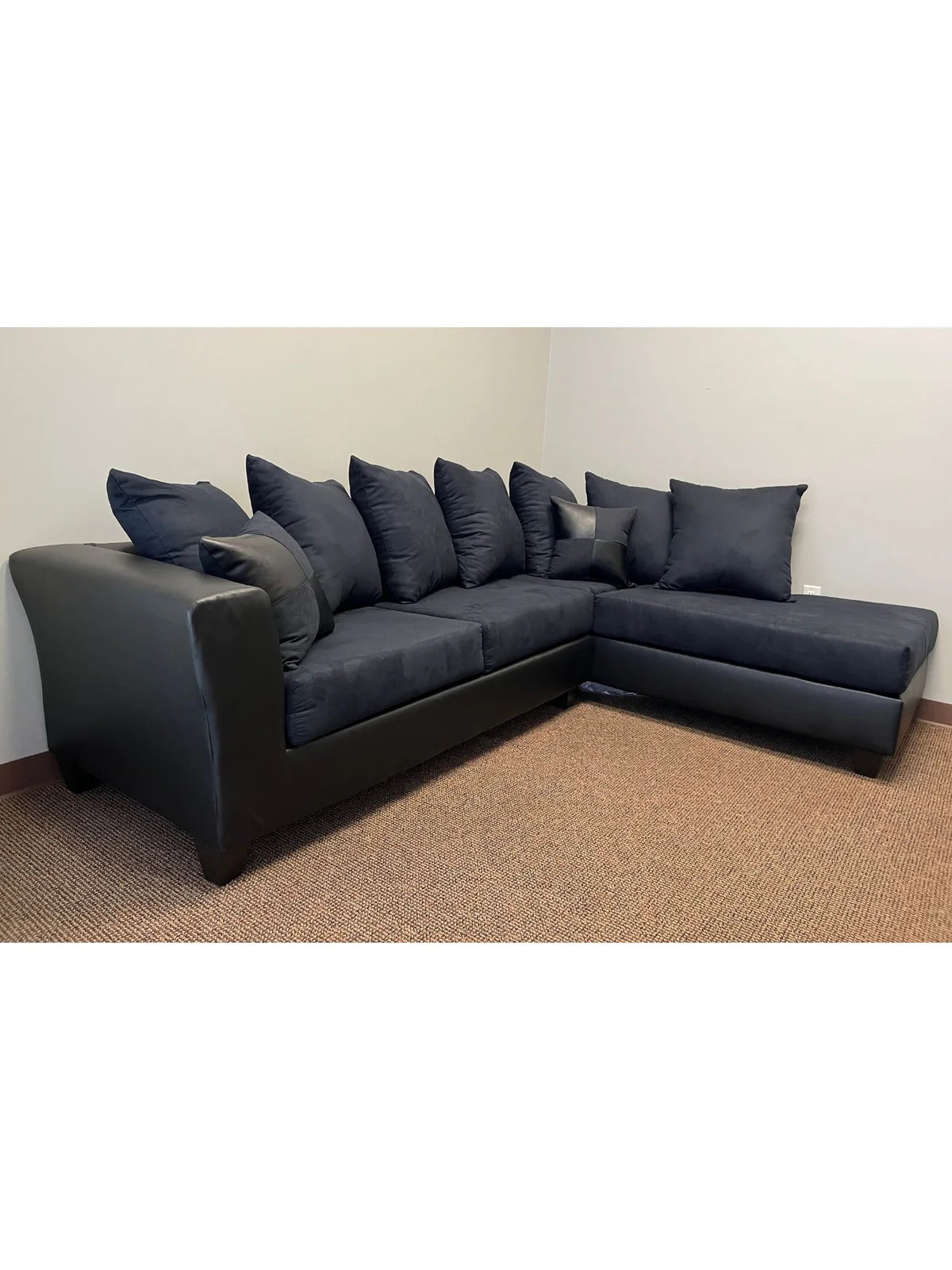 C400 Black/Black (Two Tone) Sectional