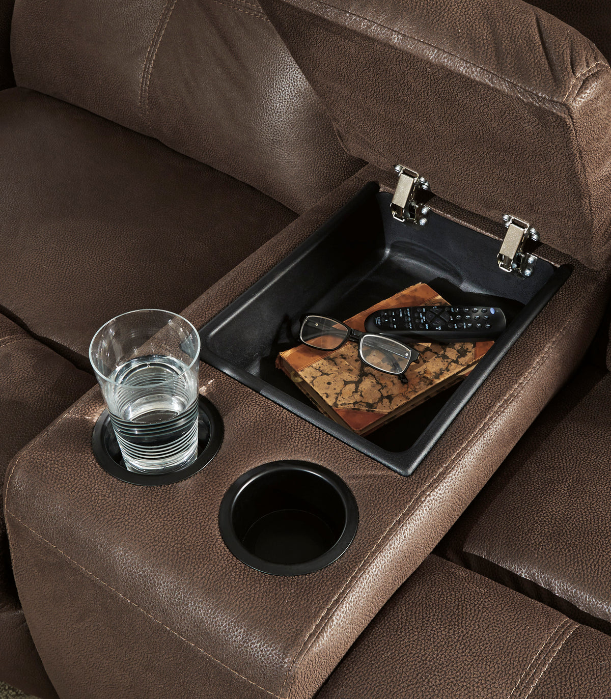 Ashley 86704 Jesolo - Juego de sofá y sillón reclinable Loveseat
