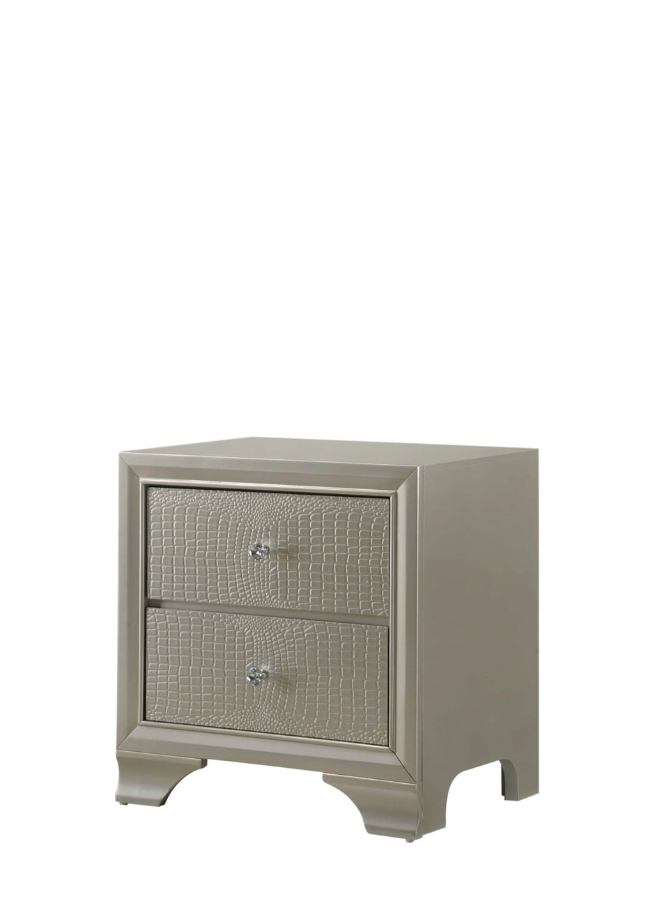 B4300 Lyssa Champagne Bedroom Set