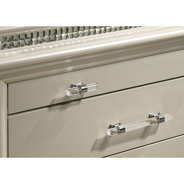 CM7899 MADDIE BEDROOM SET