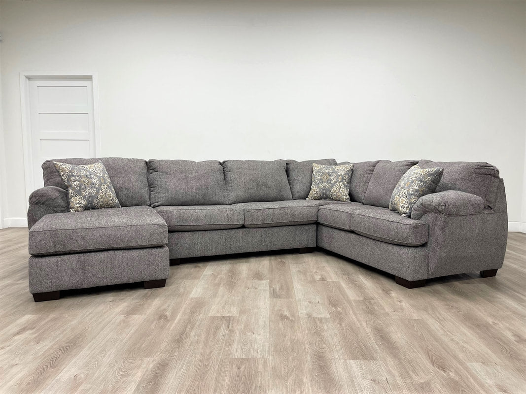 BRENTWOOD DARK GRAY SECTIONAL