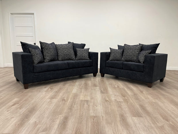 110 Hollywood Black Sofa & Loveseat