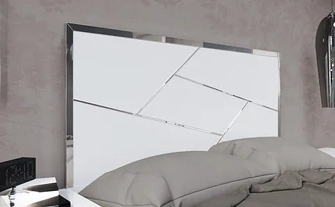 Dafne/Mara Bedroom Set