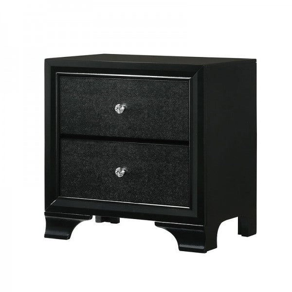 B4350 Micah Black Bedroom Set