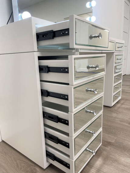 Hollywood White Vanity Set