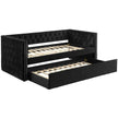 5335BK TRINA BLACK DAYBED